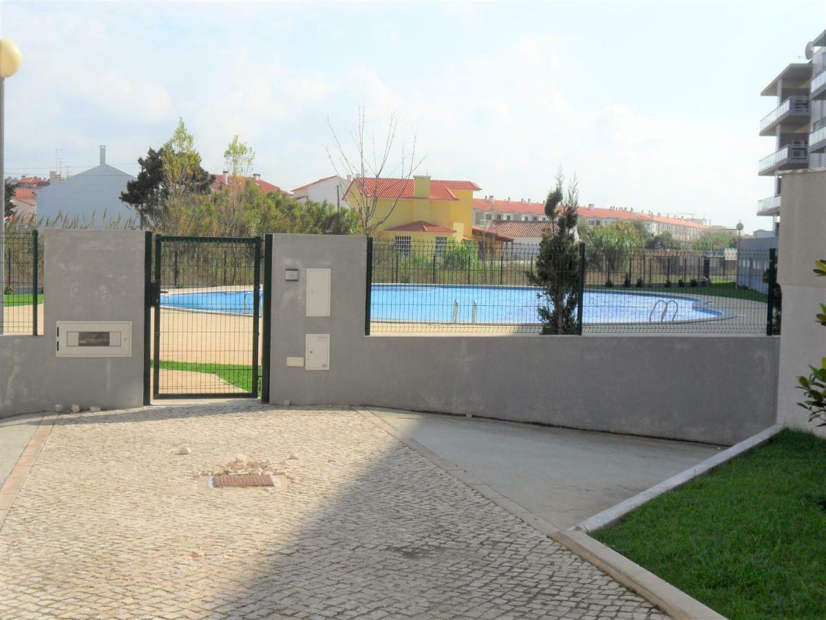 Alojamentos Campo & Mar - T1 Com Piscina Sao Martinho do Porto Exterior photo